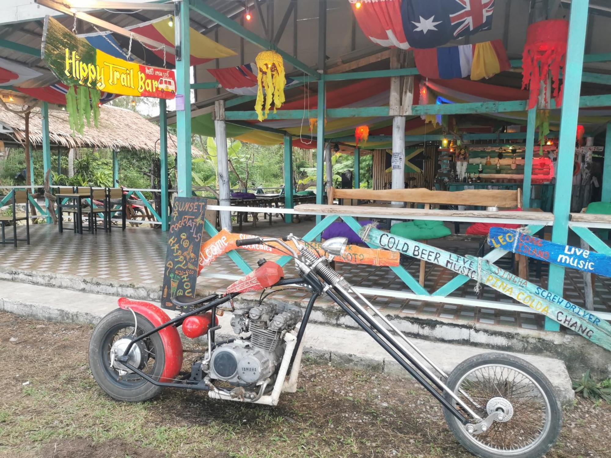 Neverland Beach Village Bungalows เกาะลันตา ภายนอก รูปภาพ